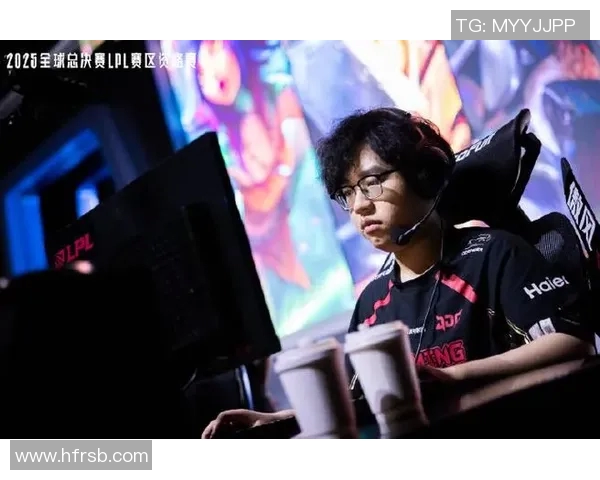 S15LOL比赛中JDG战队中路突破战术深度解析与应用探讨